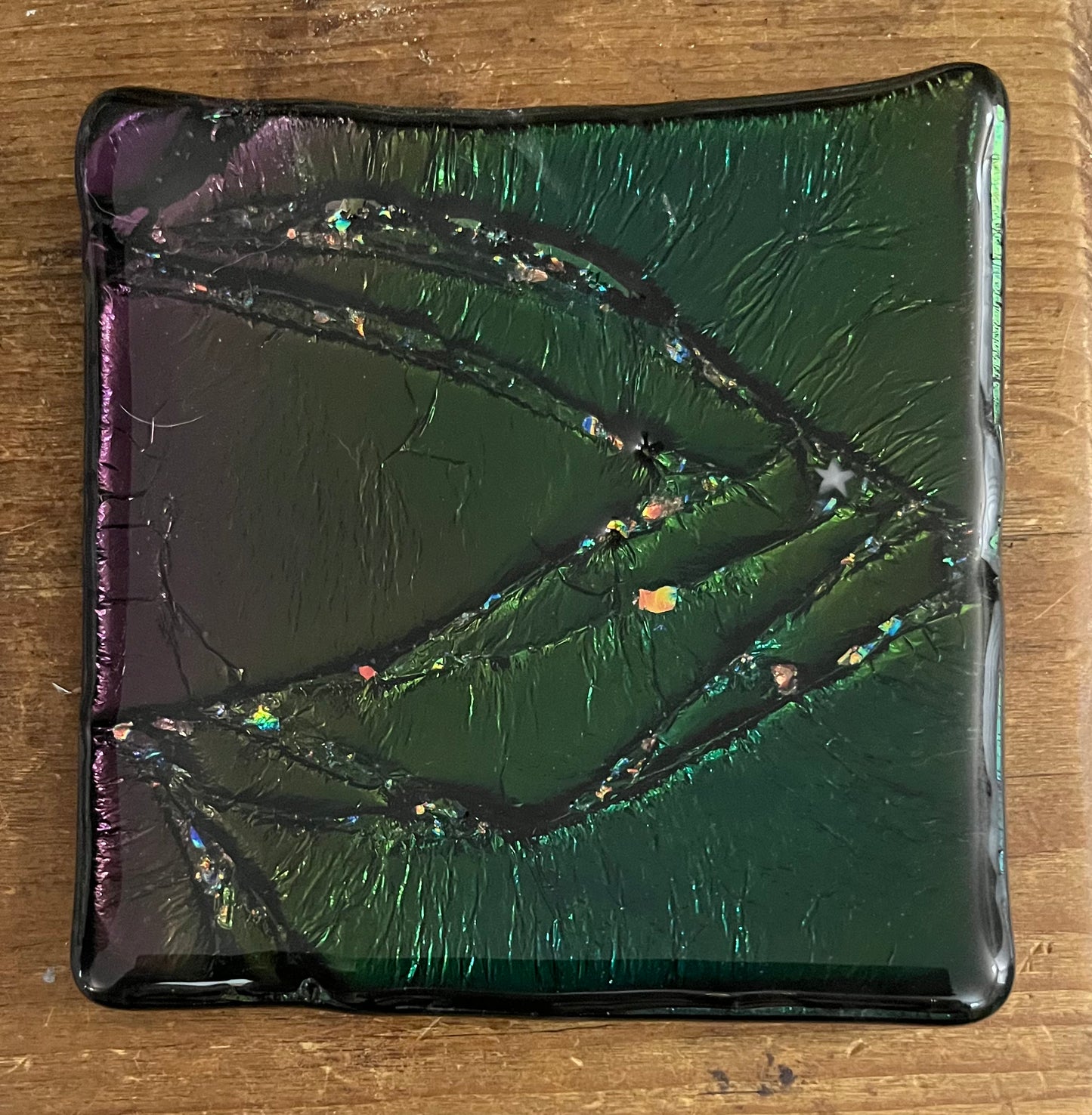 Dichroic Decretive Plate